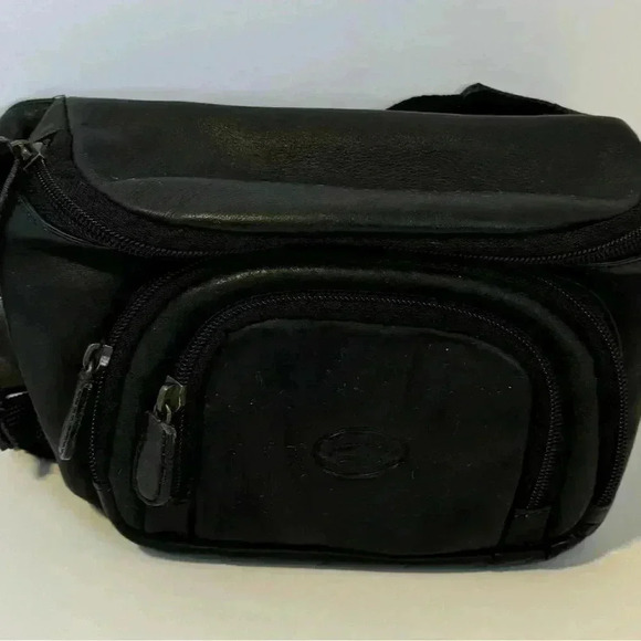 Boulder Ridge Leather belt bag - Picture 2 of 9